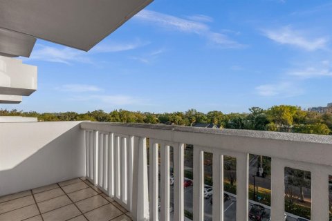 Condominio en venta en Orlando, Florida, 1 dormitorio, 74.23 m2 № 1041952 - foto 24