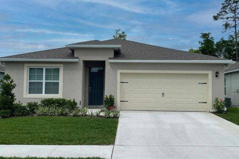 House in Poinciana, Florida 4 bedrooms, 169.83 sq.m. № 1253291 - photo 1