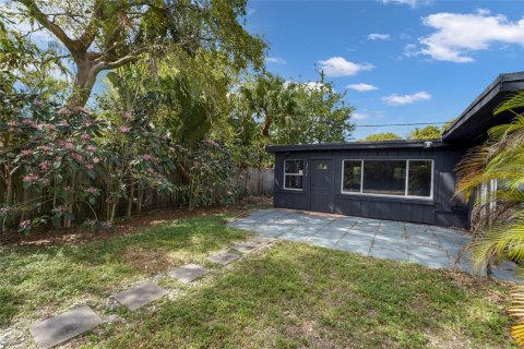 House in Wilton Manors, Florida 2 bedrooms, 96.71 sq.m. № 1029632 - photo 24