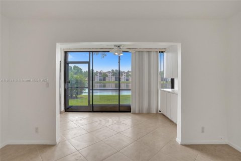Condominio en venta en Delray Beach, Florida, 2 dormitorios, 124.4 m2 № 1234202 - foto 29