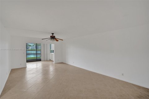 Condominio en venta en Delray Beach, Florida, 2 dormitorios, 124.4 m2 № 1234202 - foto 14