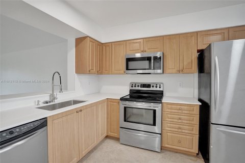 Condominio en venta en Delray Beach, Florida, 2 dormitorios, 124.4 m2 № 1234202 - foto 12
