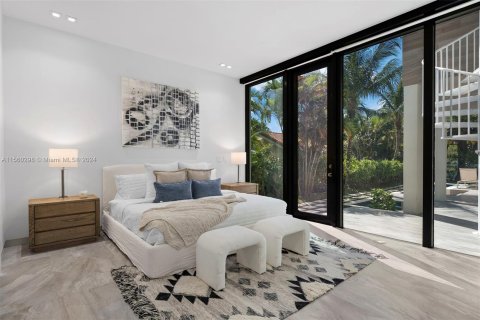 Villa ou maison à vendre à Hallandale Beach, Floride: 6 chambres, 516.54 m2 № 1095364 - photo 23