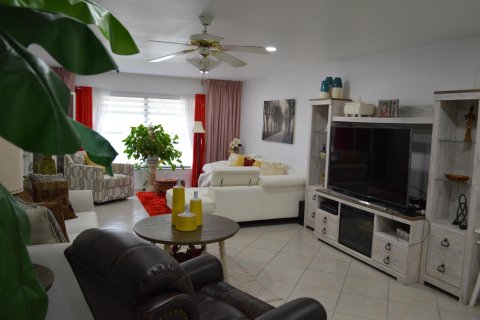 Casa en venta en Boynton Beach, Florida, 2 dormitorios, 130.06 m2 № 1091853 - foto 17