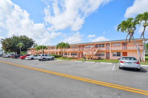 Condo in Deerfield Beach, Florida, 1 bedroom  № 1091773 - photo 16