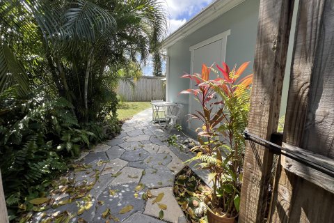 Casa en venta en West Palm Beach, Florida, 4 dormitorios, 80.82 m2 № 1091772 - foto 12