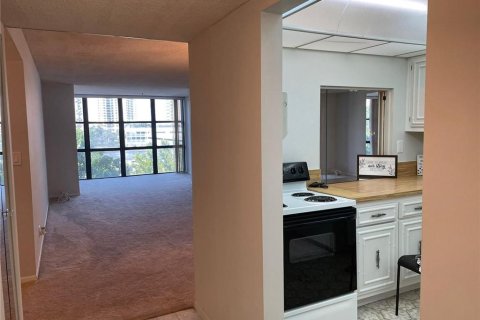 Copropriété à vendre à Hallandale Beach, Floride: 1 chambre, 85.01 m2 № 1061003 - photo 21