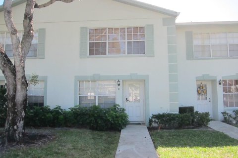 Townhouse in West Palm Beach, Florida 2 bedrooms, 143.81 sq.m. № 1022086 - photo 11