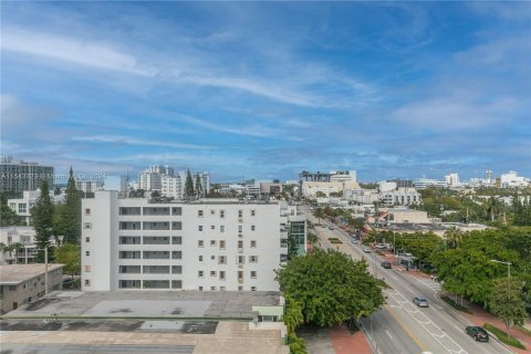 Condominio en venta en Miami Beach, Florida, 2 dormitorios, 76.27 m2 № 1044891 - foto 24