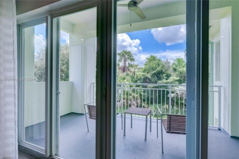 Condominio en venta en Doral, Florida, 1 dormitorio, 99.41 m2 № 1059614 - foto 17