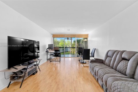 Condominio en venta en Miami, Florida, 1 dormitorio, 73.11 m2 № 1059575 - foto 8