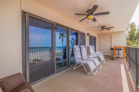 Condominio en venta en Madeira Beach, Florida, 3 dormitorios, 135.17 m2 № 1064683 - foto 25