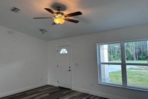 House in Ocala, Florida 3 bedrooms, 144.83 sq.m. № 1088385 - photo 8