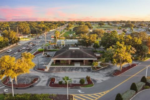 Commercial property in Lakeland, Florida 602.01 sq.m. № 1379809 - photo 11