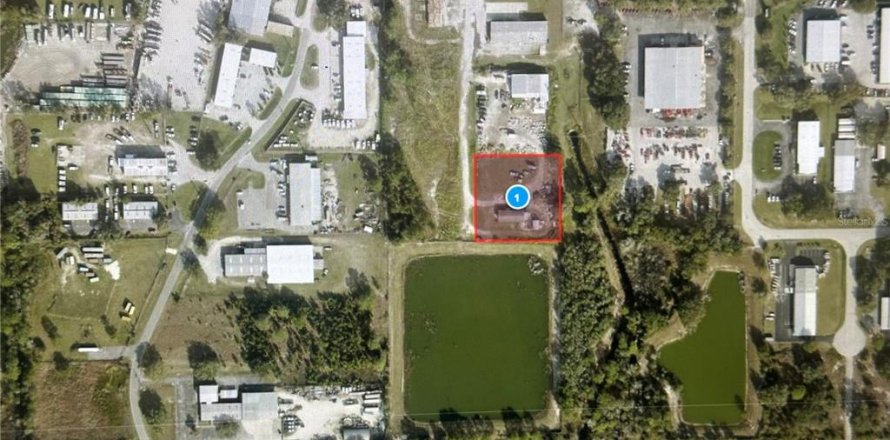 Commercial property in Leesburg, Florida 139.35 sq.m. № 1379848