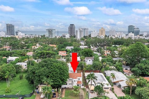 Casa en venta en Miami Beach, Florida, 5 dormitorios, 238.02 m2 № 1396987 - foto 17