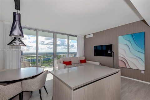 Condominio en venta en Hollywood, Florida, 3 dormitorios, 104.89 m2 № 1396887 - foto 3