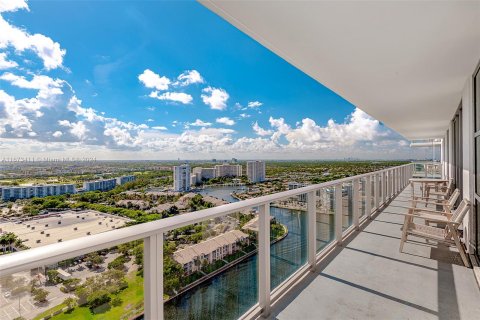 Condominio en venta en Hollywood, Florida, 3 dormitorios, 104.89 m2 № 1396887 - foto 29