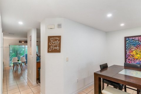 Copropriété à vendre à Miramar, Floride: 3 chambres, 114.73 m2 № 1396758 - photo 6