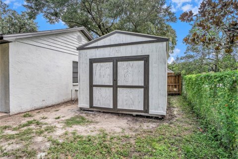 House in Lutz, Florida 4 bedrooms, 148.46 sq.m. № 1358412 - photo 20