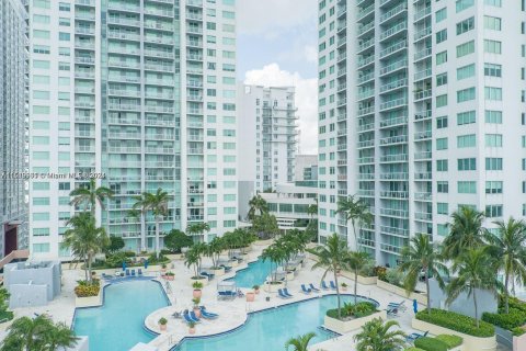 Condominio en alquiler en Miami, Florida, 45.62 m2 № 1060765 - foto 7