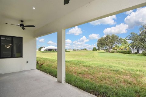 Villa ou maison à vendre à Punta Gorda, Floride: 4 chambres, 183.3 m2 № 1337636 - photo 30