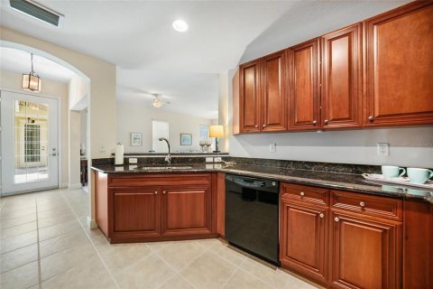 Condo in Punta Gorda, Florida, 2 bedrooms  № 1337635 - photo 5