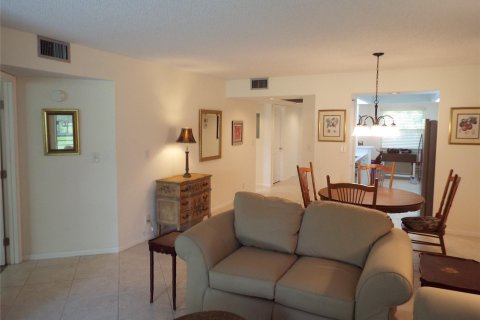 Copropriété à vendre à Coconut Creek, Floride: 2 chambres, 118.45 m2 № 1072592 - photo 9