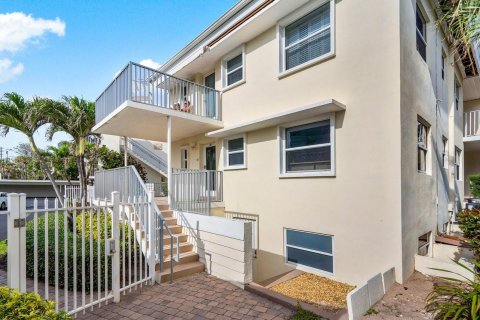 Copropriété à vendre à Pompano Beach, Floride: 2 chambres, 78.04 m2 № 1072474 - photo 21