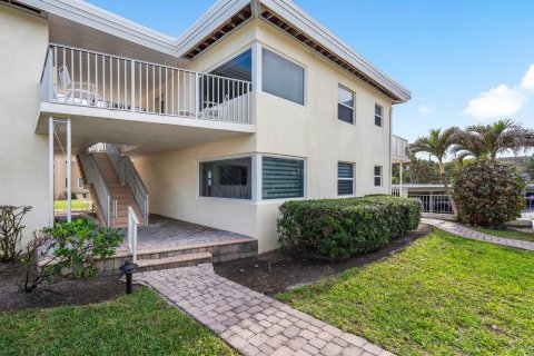 Copropriété à vendre à Pompano Beach, Floride: 2 chambres, 78.04 m2 № 1072474 - photo 19