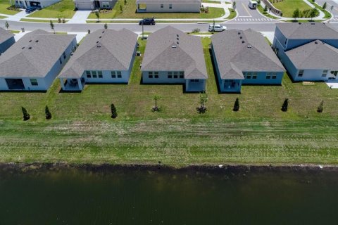 Villa ou maison à vendre à Kissimmee, Floride: 4 chambres, 172.15 m2 № 1277480 - photo 16