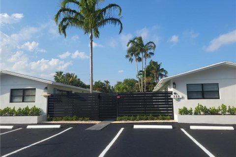 Купить коммерческую недвижимость в Уилтон-Мэнорс, Флорида № 1060061 - фото 12