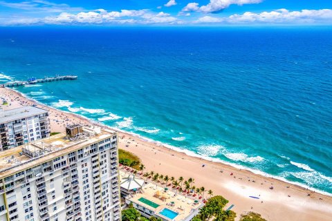 Condominio en venta en Pompano Beach, Florida, 2 dormitorios, 114.73 m2 № 1060059 - foto 9