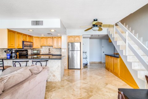 Copropriété à vendre à Pompano Beach, Floride: 2 chambres, 114.73 m2 № 1060059 - photo 26