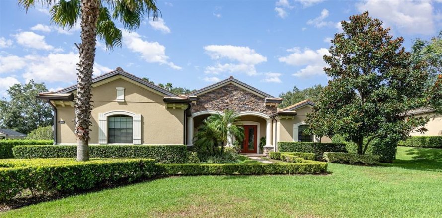 House in Sorrento, Florida 4 bedrooms, 274.53 sq.m. № 1397269