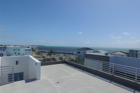 Casa en venta en Key Largo, Florida, 3 dormitorios № 1076397 - foto 14