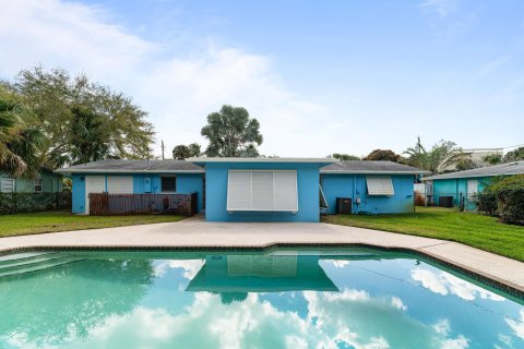 Casa en venta en Stuart, Florida, 3 dormitorios, 162.86 m2 № 1018264 - foto 17