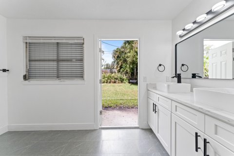 Casa en venta en Stuart, Florida, 3 dormitorios, 162.86 m2 № 1018264 - foto 25