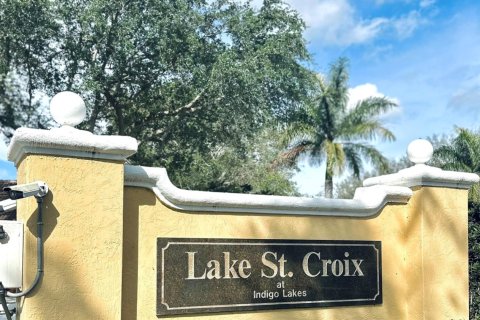 Villa ou maison à vendre à Coconut Creek, Floride: 4 chambres, 251.3 m2 № 1070482 - photo 1
