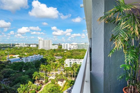 Copropriété à vendre à Miami, Floride: 2 chambres, 122.26 m2 № 1406139 - photo 18