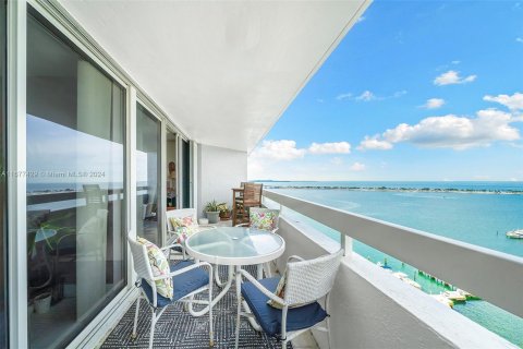 Copropriété à vendre à Miami, Floride: 2 chambres, 122.26 m2 № 1406139 - photo 27