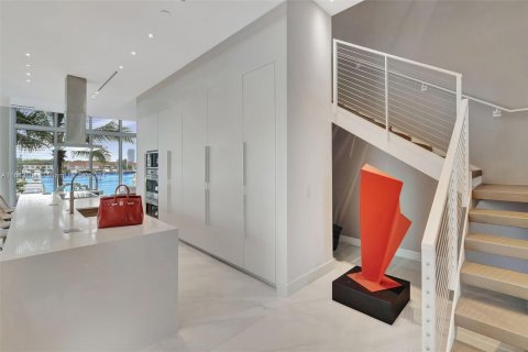 Adosado en venta en Aventura, Florida, 4 dormitorios, 357.58 m2 № 1325958 - foto 10