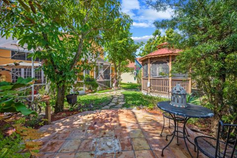 Villa ou maison à vendre à West Palm Beach, Floride: 4 chambres, 192.31 m2 № 1065921 - photo 19