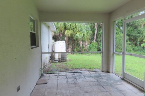 House in North Port, Florida 3 bedrooms, 112.6 sq.m. № 1385533 - photo 24