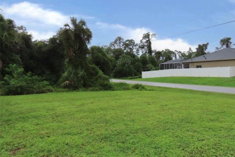 Casa en venta en North Port, Florida, 3 dormitorios, 112.6 m2 № 1385533 - foto 9