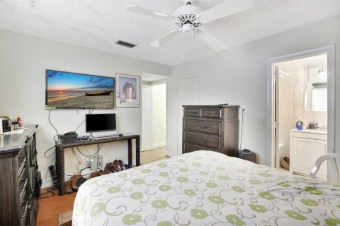 Casa en venta en Lauderdale Lakes, Florida, 3 dormitorios, 147.53 m2 № 1021966 - foto 19