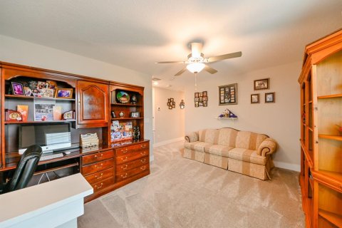 Casa en venta en New Port Richey, Florida, 5 dormitorios, 229.1 m2 № 1276709 - foto 25