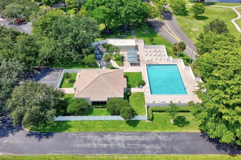 Condo in Davie, Florida, 1 bedroom  № 1240955 - photo 5