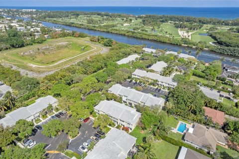 Touwnhouse à vendre à Delray Beach, Floride: 2 chambres, 118.91 m2 № 1061019 - photo 11