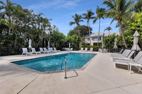 Touwnhouse à vendre à Delray Beach, Floride: 2 chambres, 118.91 m2 № 1061019 - photo 2